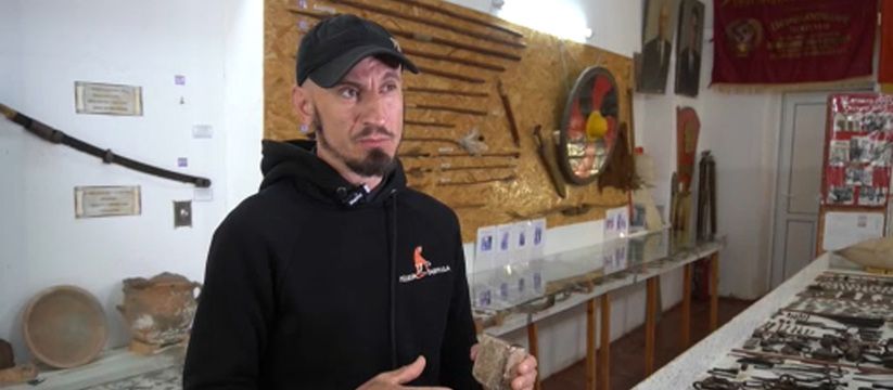 Окаменелость динозавра: в Крыму обнаружена уникальная находка возрастом 135 миллионов лет Окаменелость динозавра: в Крыму обнаружена уникальная находка возрастом 135 миллионов лет