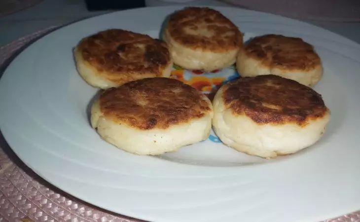 Погружение в утро с маковыми сырниками: исключительный рецепт для прекрасного начала дня Погружение в утро с маковыми сырниками: исключительный рецепт для прекрасного начала дня