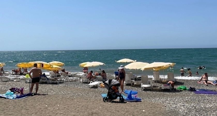На Черном море – неприятный сюрприз для отдыхающих На Черном море – неприятный сюрприз для отдыхающих