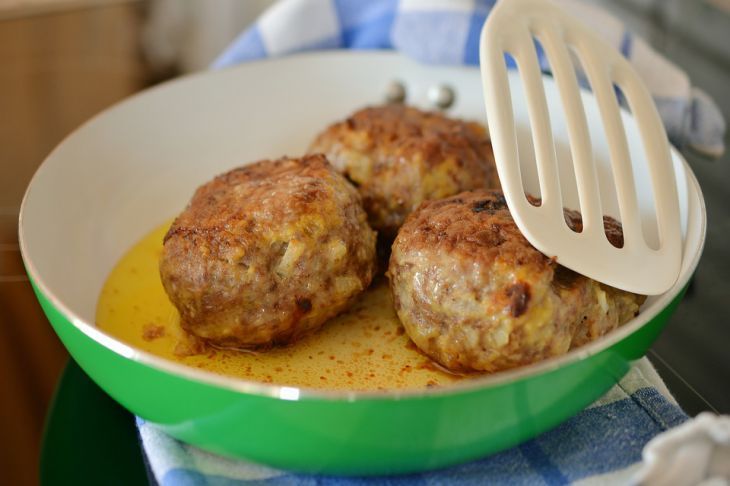Как сделать котлеты сочными и нежными: секреты опытных кулинаров Как сделать котлеты сочными и нежными: секреты опытных кулинаров