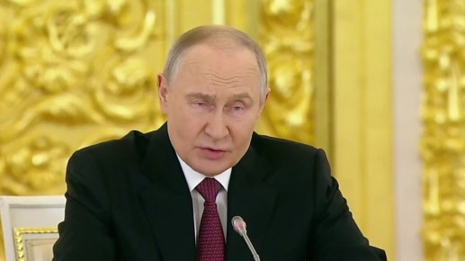 Рождаемость в России продолжает падать: Президент потребовал новых мер