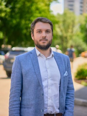 Политик и общественный деятель Роман Юнеман специально для программы "Мы в курсе":