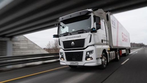 Беспилотный грузовик проехал рекордный маршрут по России