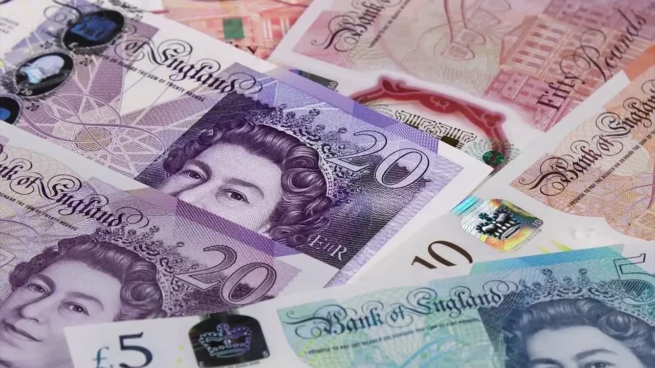 Власти Британии поощряют многожёнство у мусульман