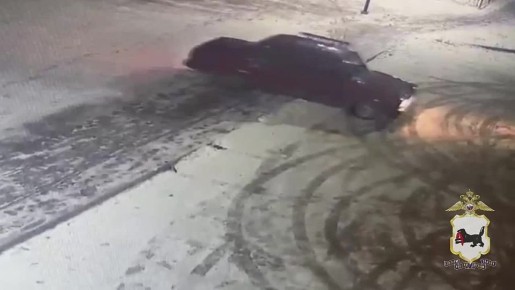 Пьяный вандал устроил дрифт на Мемориале Славы в Иркутской области