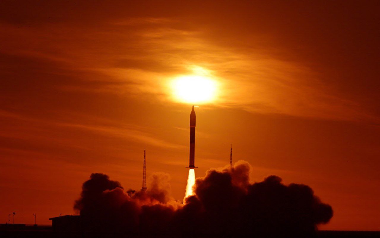 На китайском космодроме Цзюцюань 13 декабря состоялся запуск экспериментального космического аппарата «Дир-5» и спутника «Сиван-5 02» при помощи ракеты-носителя «Куайчжоу-11»