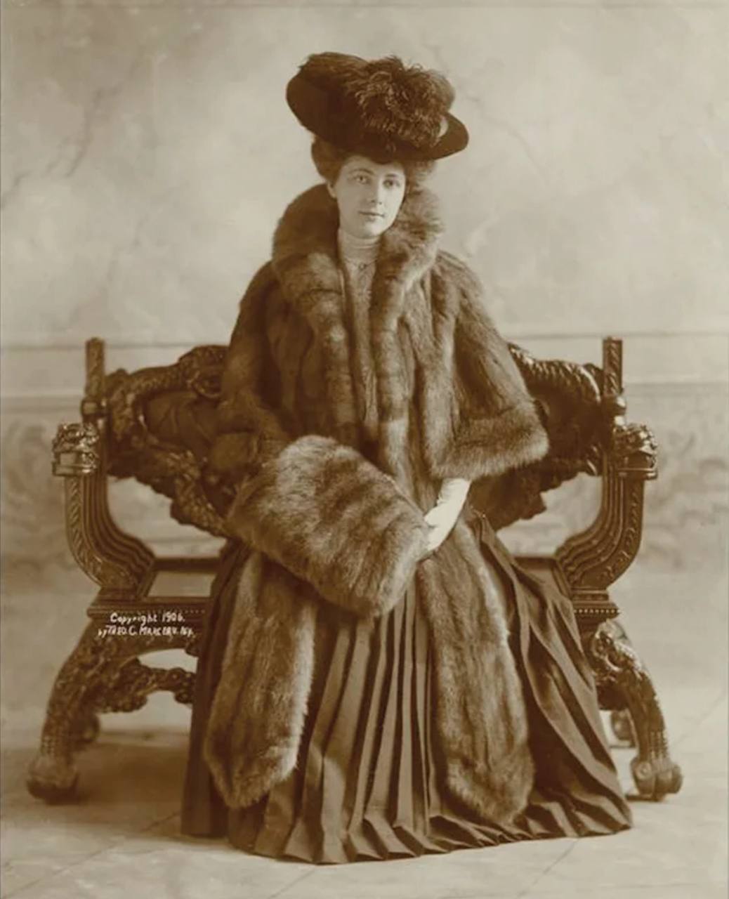 Пуховикам и не снилось: гид по русской зимней одежде прошлого Пуховикам и не снилось: гид по русской зимней одежде прошлого