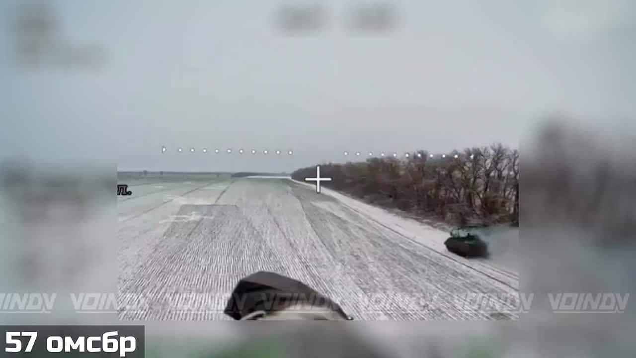 БИТВА ЗА ГУЛЯЙ-ПОЛЕ. В районе н.п. Гуляй-поле выпал снег, а значит горящая техника хлопчиков теперь смотрится в два раза эффектнее