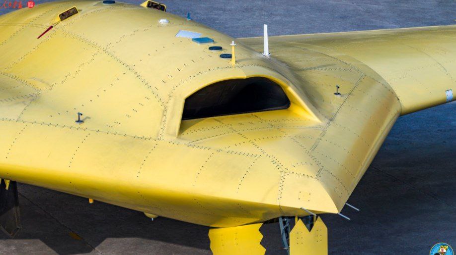 Китай сообщил о проведении первого испытательного полета разведывательно-ударного дрона Цайхун-7 Китай сообщил о проведении первого испытательного полета разведывательно-ударного дрона Цайхун-7