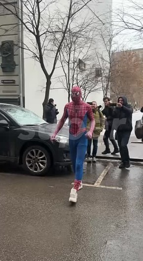 «Долина - тоже Человек-паук!»