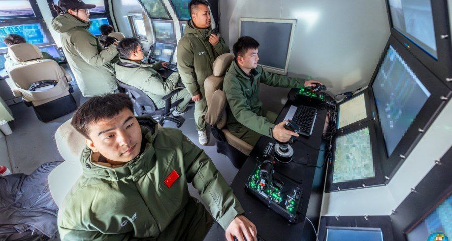 Китай сообщил о проведении первого испытательного полета разведывательно-ударного дрона Цайхун-7 Китай сообщил о проведении первого испытательного полета разведывательно-ударного дрона Цайхун-7