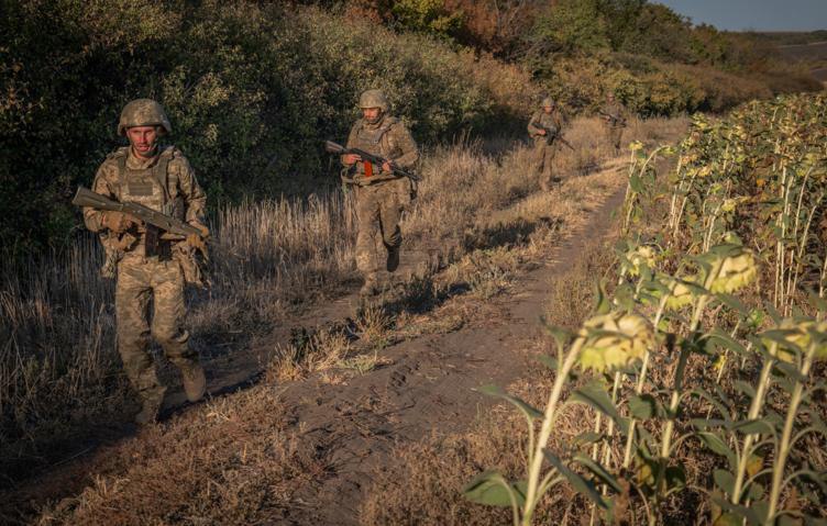 Киев обманул более десяти тысяч осужденных, согласившихся служить в ВСУ